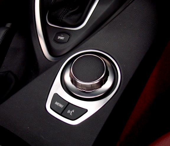 Zierblende IDrive