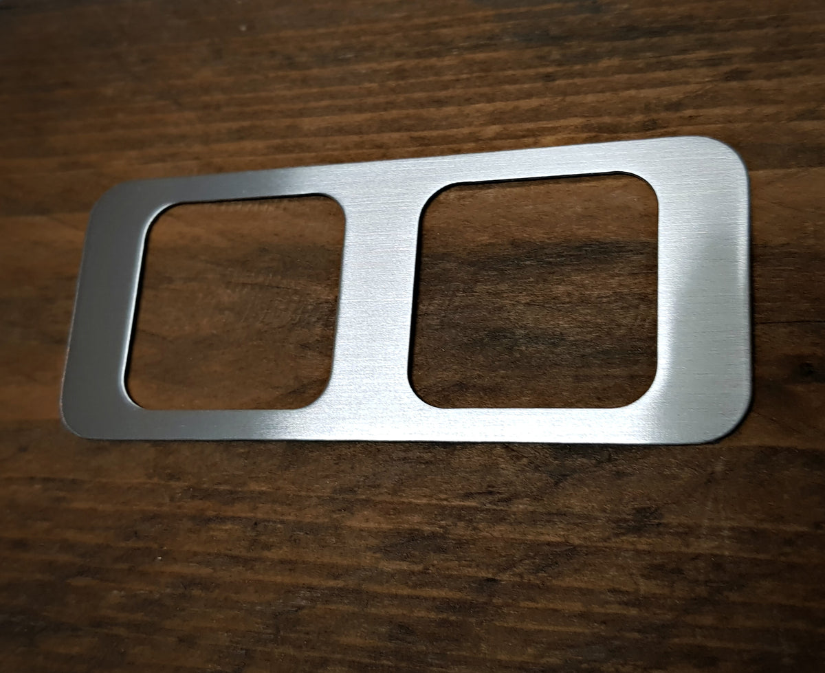 F599-011 Aluminum trim, aluminum fuel filler flap