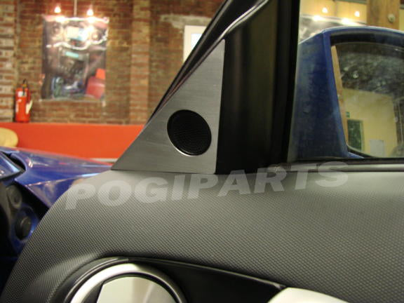 2 decorative trim pieces, mirrored triangle