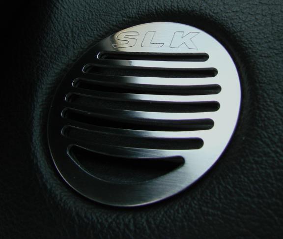 2 complete defroster nozzles with grille and engraving
