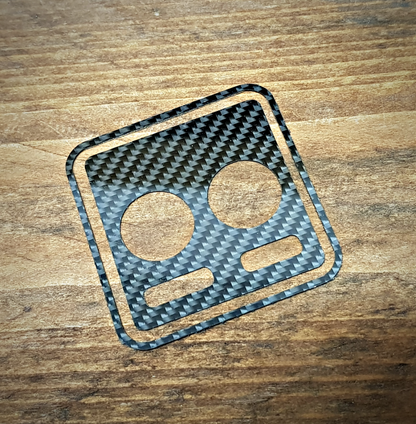F599-005 Zierblenden Echtcarbon Tachorückstellung