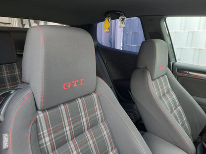 11. Logo  GTI  für die Vorderstze
