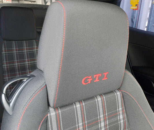 11. Logo  GTI  für die Vorderstze
