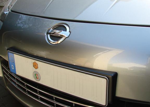 4 carbon-style insert emblems