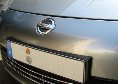 4 carbon-style insert emblems