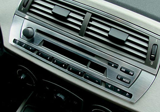 Zweiteilige Radioverblendung für Business CD Radio