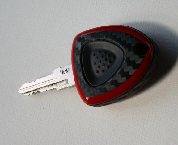 Carbon-look key Ferrari F430