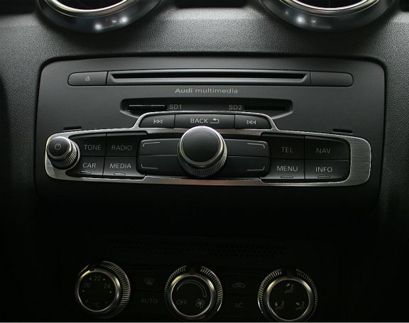 1 Aluminiumblende für Radiobedienung