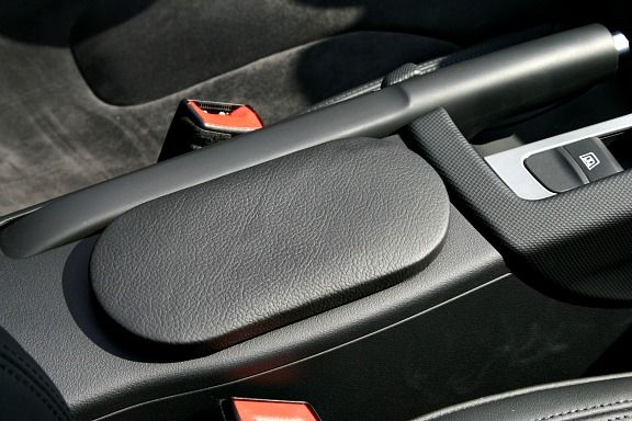 Armablage aufgepolstert Echtleder für den Becherhalter