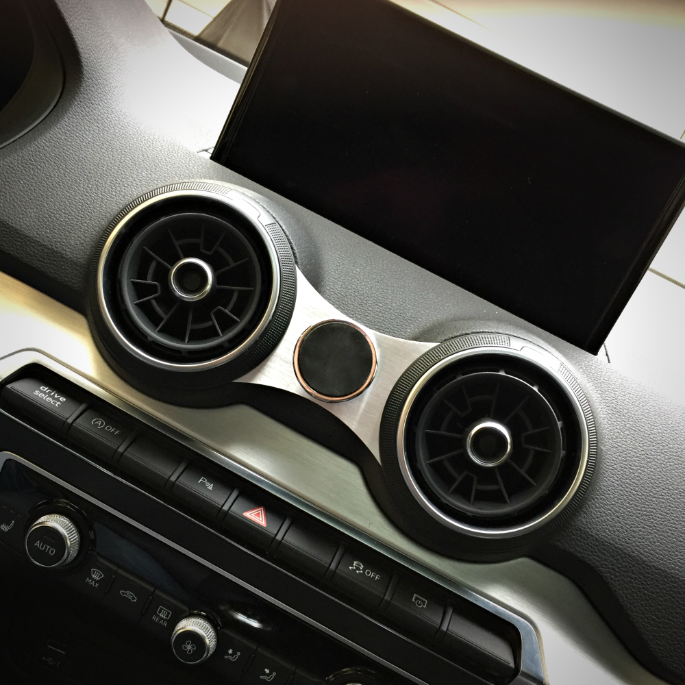 Q2001 :: Magnetic phone holder with counterpiece for all mobile phones